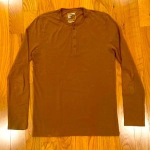 Express Men's Slim Supersoft Stretch Moisture Wicking Henley - Medium